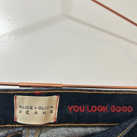 Alice and Olivia Size 25 Dark Denim Jeans - Picture 7 of 9